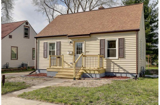 2622 Coolidge Street, Madison, WI 53704