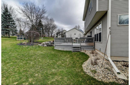 608 Sunnybrook Drive, DeForest, WI 53532