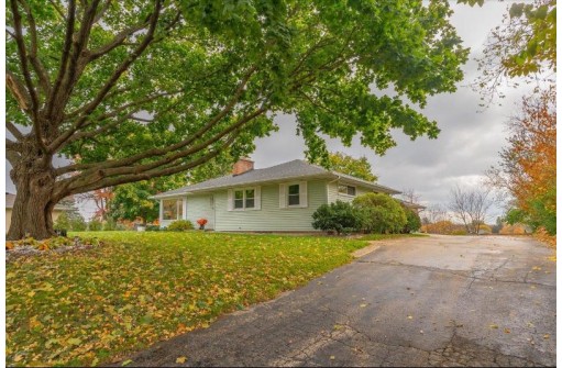 613 Yahara Street, DeForest, WI 53532