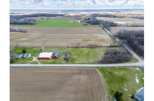 34 N Union Road, Brooklyn, WI 53521