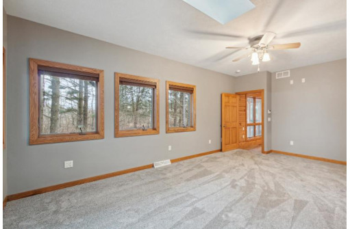 5222 N Grand Videre Drive, Janesville, WI 53548