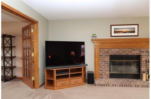 4203 W Carolyn Court, Franklin, WI 53132