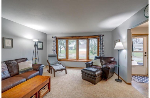 4906 Ralph Circle, Madison, WI 53714