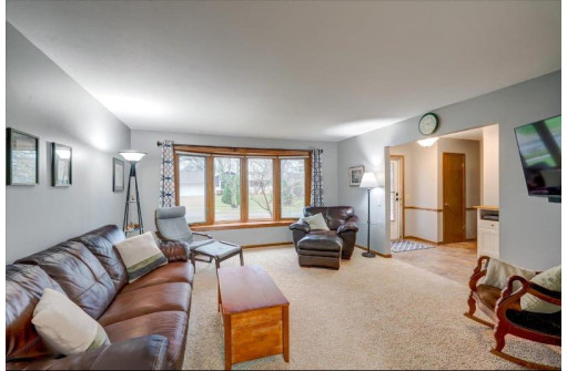 4906 Ralph Circle, Madison, WI 53714