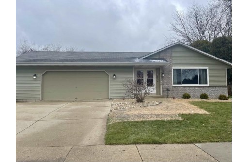 4433 Hearthstone Drive, Janesville, WI 53546