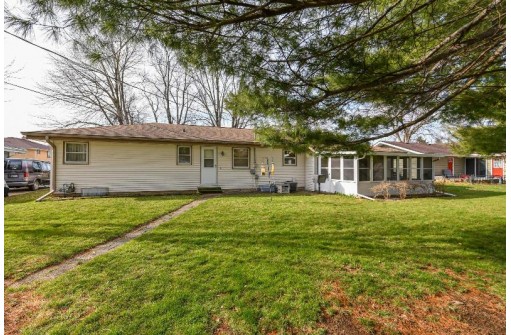 2326 Harvard Drive, Janesville, WI 53548