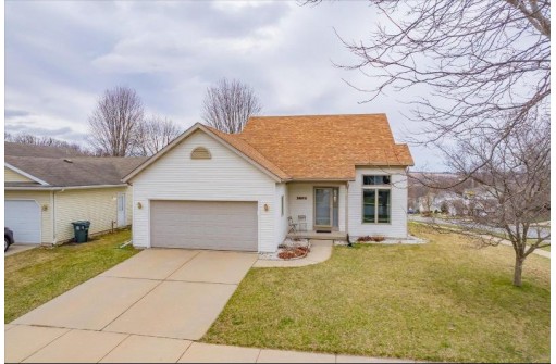 3802 Cosgrove Drive, Madison, WI 53719