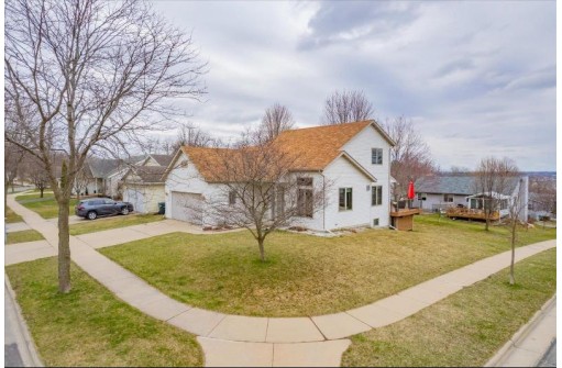 3802 Cosgrove Drive, Madison, WI 53719