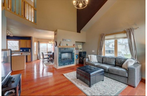 3802 Cosgrove Drive, Madison, WI 53719