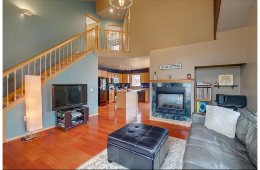 3802 Cosgrove Drive, Madison, WI 53719