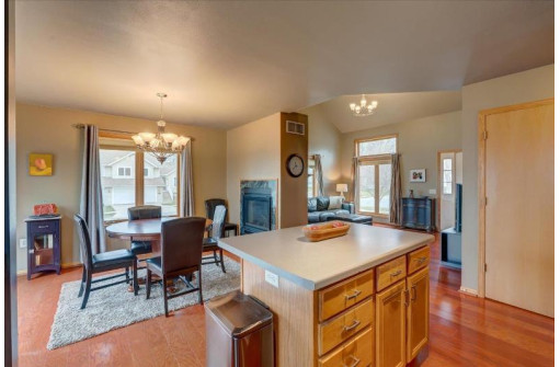 3802 Cosgrove Drive, Madison, WI 53719