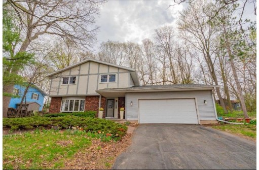 5115 N Autumn Lane, McFarland, WI 53558