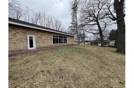 38371 Highway 18, Prairie Du Chien, WI 53821