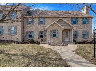 105 Fairview Way Waunakee, WI 53597