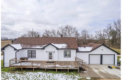 16848 W Highway 11, Brodhead, WI 53520