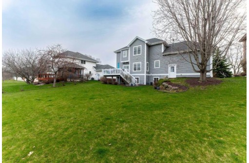 1203 Hanover Trail, Waunakee, WI 53597