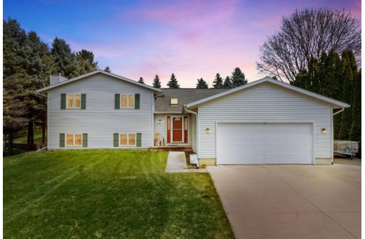 N8446 Concord Parkway, Beaver Dam, WI 53916