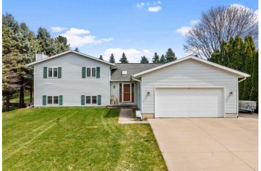 N8446 Concord Parkway, Beaver Dam, WI 53916