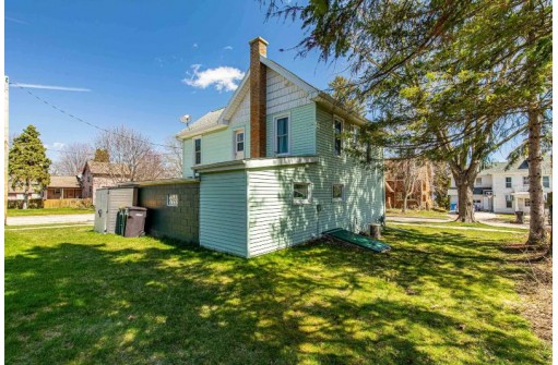 801 1st Street, New Glarus, WI 53574