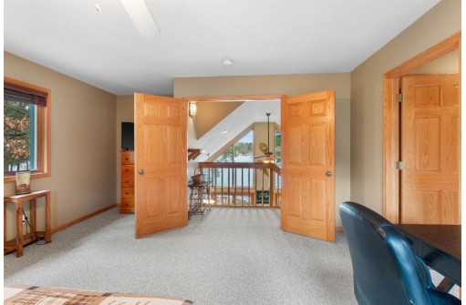 1122 Ivanhoe Court, Nekoosa, WI 54457