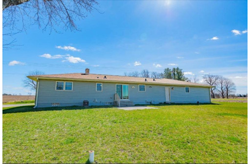 5931 Portage Road, DeForest, WI 53532