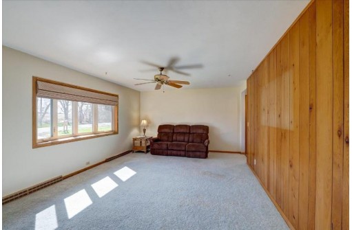 5931 Portage Road, DeForest, WI 53532