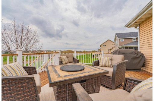 1483 Pebblebrook Trail, Sun Prairie, WI 53590