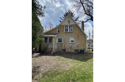 1958 Sheridan Street, Madison, WI 53704