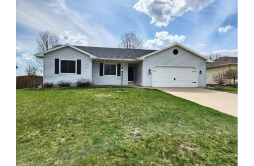 1377 Swordleaf Lane, Sun Prairie, WI 53590