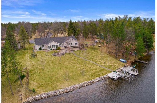 319 Penhurst Way, Nekoosa, WI 54457