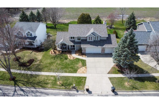 520 Brule Parkway, DeForest, WI 53532