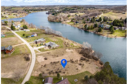 L430 Summit Point Drive, La Valle, WI 53941