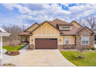 902 Castle Stone Pass Verona, WI 53593