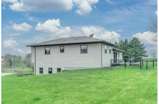 1212 Harms Road, Highland, WI 53543