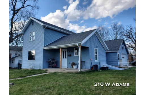 310 W Adams Street, Platteville, WI 53818