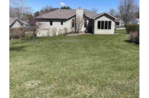 368 E Riverdale Drive, Edgerton, WI 53534