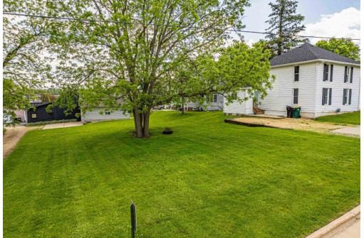 218 6th Avenue, New Glarus, WI 53574