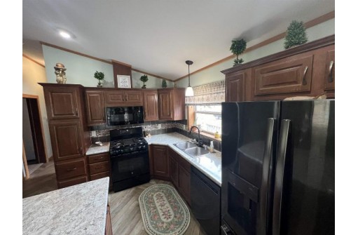 N8033 Park Place Drive, New Lisbon, WI 53950