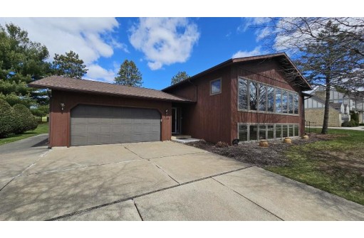 440 Arbor Oaks Lane, Lancaster, WI 53813