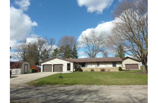 W10172 County Road F, Fox Lake, WI 53933