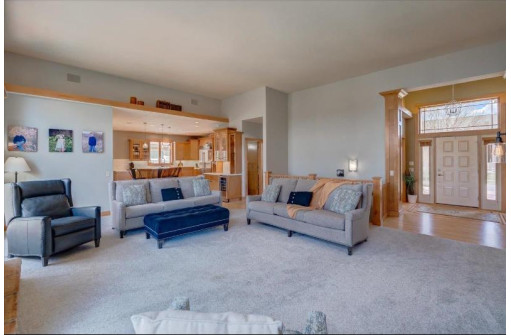 1115 Woodbridge Trail, Waunakee, WI 53597