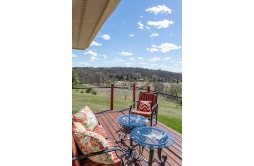 4893 Enchanted Valley Road, Middleton, WI 53562