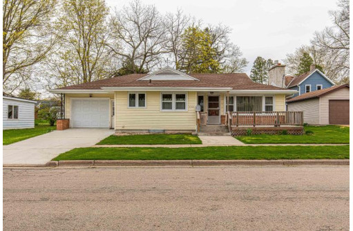 1522 21st Avenue, Monroe, WI 53566