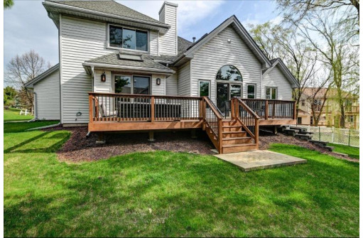 9 Cornucopia Court, Madison, WI 53719