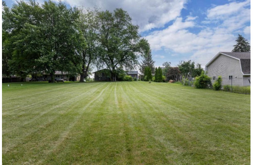 1543 Williams Drive, Stoughton, WI 53589