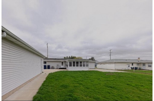 145 N Crosby Avenue, Janesville, WI 53548