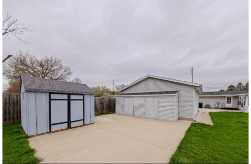 145 N Crosby Avenue, Janesville, WI 53548