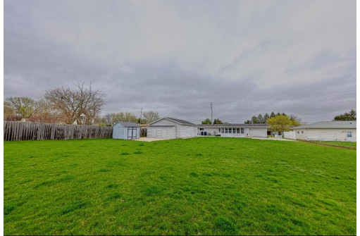 145 N Crosby Avenue, Janesville, WI 53548