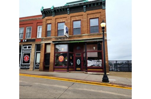 35 N 2nd Street, Platteville, WI 53818-0310