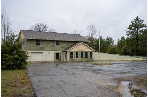 805 N John Street, Necedah, WI 54646